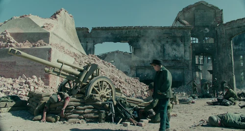 Still frame 211 from Jojo Rabbit (2019) directed by Taika Waititi