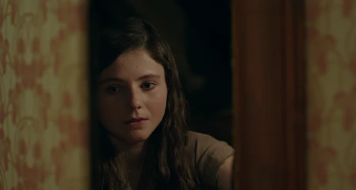 Still frame 233 from Jojo Rabbit (2019) directed by Taika Waititi