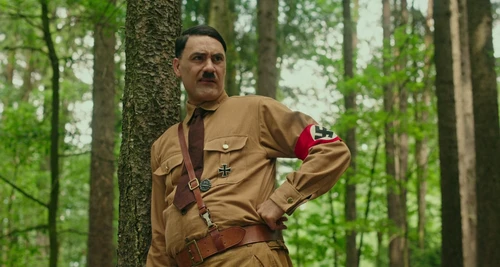 Still frame 27 from Jojo Rabbit (2019) directed by Taika Waititi