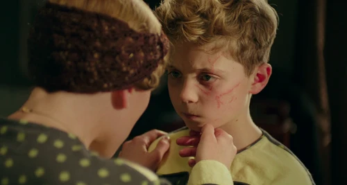 Still frame 35 from Jojo Rabbit (2019) directed by Taika Waititi