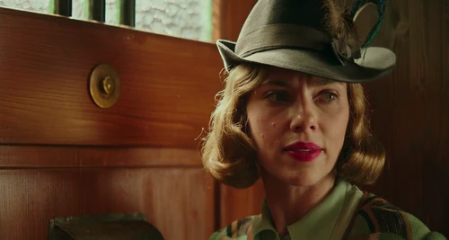 Still frame 38 from Jojo Rabbit (2019) directed by Taika Waititi