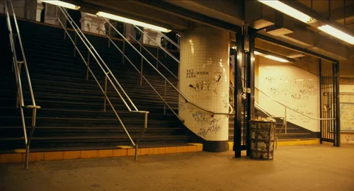 Still frame 36 from Joker (2019) directed by Todd Phillips