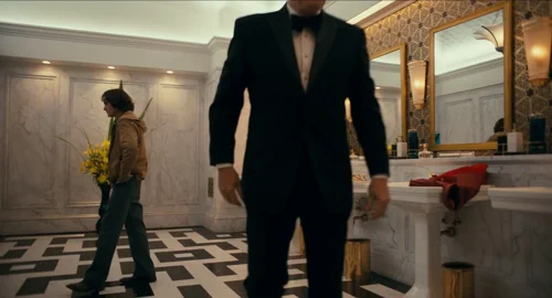 Still frame 72 from Joker (2019) directed by Todd Phillips