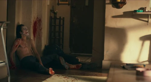 Still frame 100 from Joker (2019) directed by Todd Phillips
