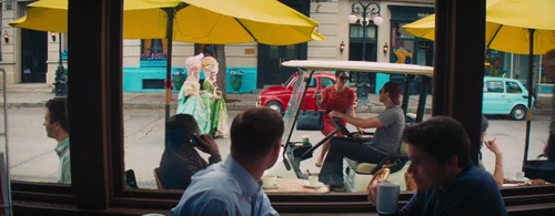 Still frame 11 from La La Land (2016) directed by Damien Chazelle