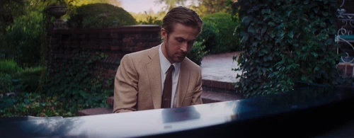 Still frame 215 from La La Land (2016) directed by Damien Chazelle
