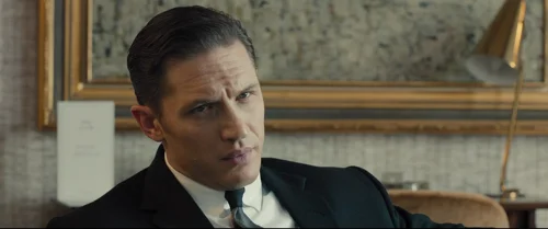 Still frame 62 from Legend (2015) directed by Brian Helgeland