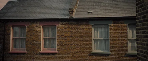Still frame 65 from Legend (2015) directed by Brian Helgeland