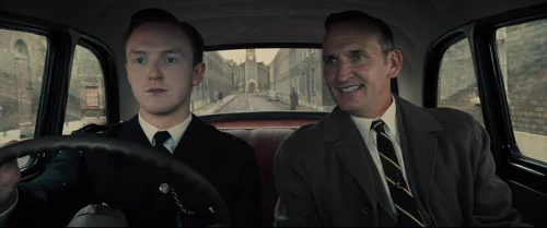Still frame 8 from Legend (2015) directed by Brian Helgeland