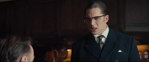 Still frame 82 from Legend (2015) directed by Brian Helgeland