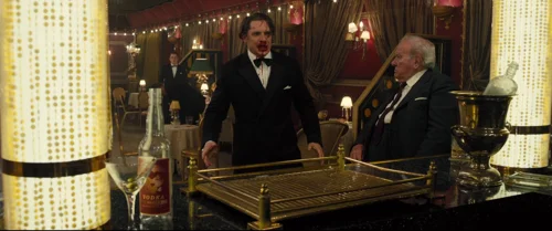 Still frame 113 from Legend (2015) directed by Brian Helgeland
