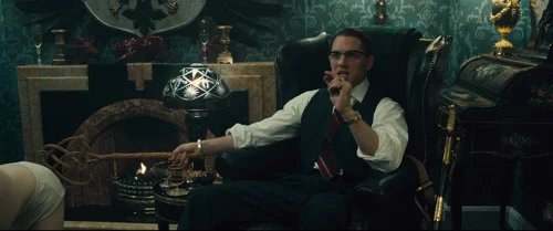 Still frame 125 from Legend (2015) directed by Brian Helgeland