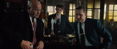 Still frame 162 from Legend (2015) directed by Brian Helgeland