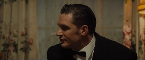 Still frame 193 from Legend (2015) directed by Brian Helgeland