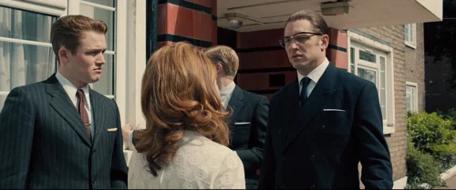 Still frame 213 from Legend (2015) directed by Brian Helgeland