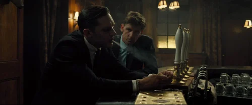 Still frame 242 from Legend (2015) directed by Brian Helgeland