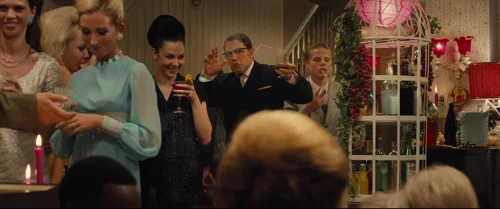 Still frame 243 from Legend (2015) directed by Brian Helgeland