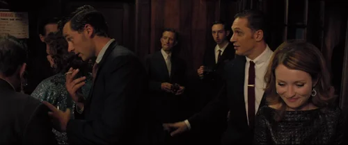 Still frame 30 from Legend (2015) directed by Brian Helgeland