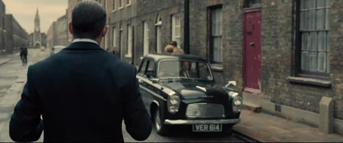 Still frame 4 from Legend (2015) directed by Brian Helgeland