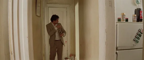 Still frame 70 from Léon: The Professional (1994) directed by Luc Besson