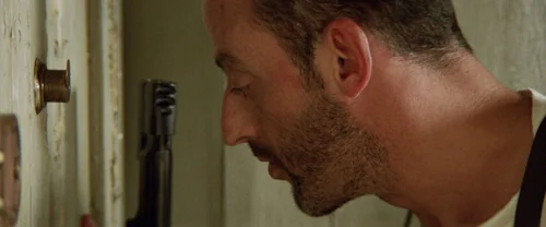 Still frame 78 from Léon: The Professional (1994) directed by Luc Besson