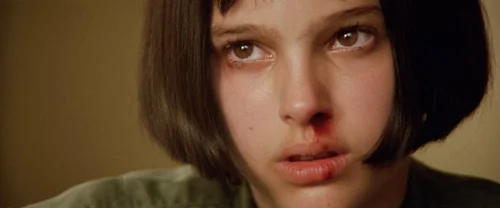 Still frame 90 from Léon: The Professional (1994) directed by Luc Besson