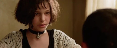 Still frame 101 from Léon: The Professional (1994) directed by Luc Besson