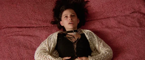 Still frame 149 from Léon: The Professional (1994) directed by Luc Besson