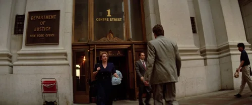 Still frame 169 from Léon: The Professional (1994) directed by Luc Besson