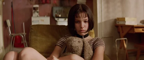 Still frame 170 from Léon: The Professional (1994) directed by Luc Besson