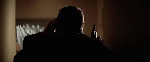 Still frame 17 from Léon: The Professional (1994) directed by Luc Besson
