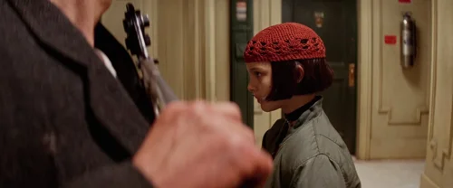Still frame 204 from Léon: The Professional (1994) directed by Luc Besson