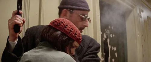 Still frame 206 from Léon: The Professional (1994) directed by Luc Besson