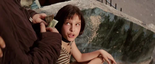 Still frame 223 from Léon: The Professional (1994) directed by Luc Besson