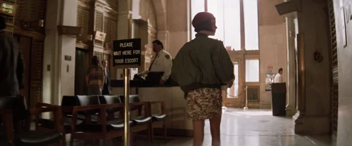 Still frame 230 from Léon: The Professional (1994) directed by Luc Besson