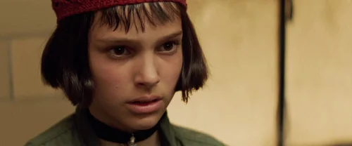 Still frame 236 from Léon: The Professional (1994) directed by Luc Besson