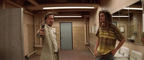 Still frame 246 from Léon: The Professional (1994) directed by Luc Besson