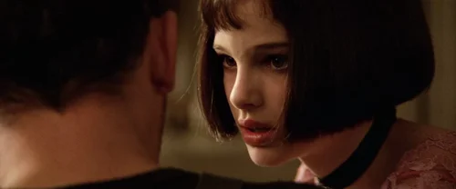 Still frame 260 from Léon: The Professional (1994) directed by Luc Besson