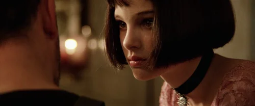 Still frame 263 from Léon: The Professional (1994) directed by Luc Besson