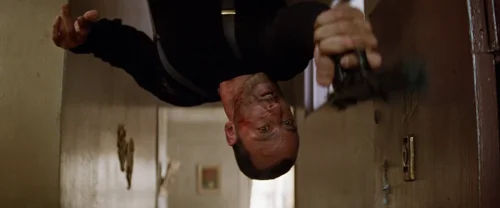 Still frame 287 from Léon: The Professional (1994) directed by Luc Besson