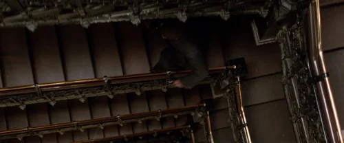 Still frame 27 from Léon: The Professional (1994) directed by Luc Besson