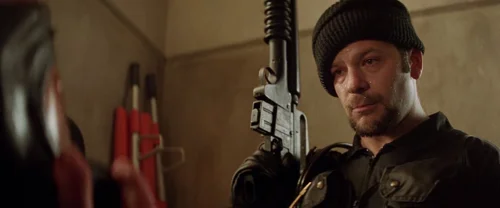 Still frame 309 from Léon: The Professional (1994) directed by Luc Besson