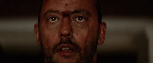 Still frame 313 from Léon: The Professional (1994) directed by Luc Besson