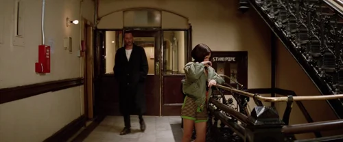 Still frame 53 from Léon: The Professional (1994) directed by Luc Besson