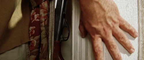 Still frame 67 from Léon: The Professional (1994) directed by Luc Besson