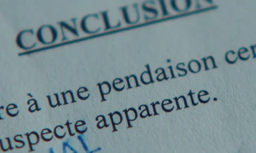 Still frame 2 from Little Girl Blue (2023) directed by Mona Achache