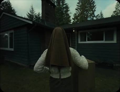 Still frame 309 from Longlegs (2024) directed by Osgood Perkins