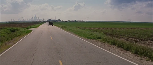 Still frame 7 from Looper (2012) directed by Rian Johnson