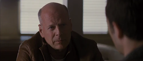 Still frame 102 from Looper (2012) directed by Rian Johnson