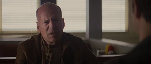 Still frame 105 from Looper (2012) directed by Rian Johnson